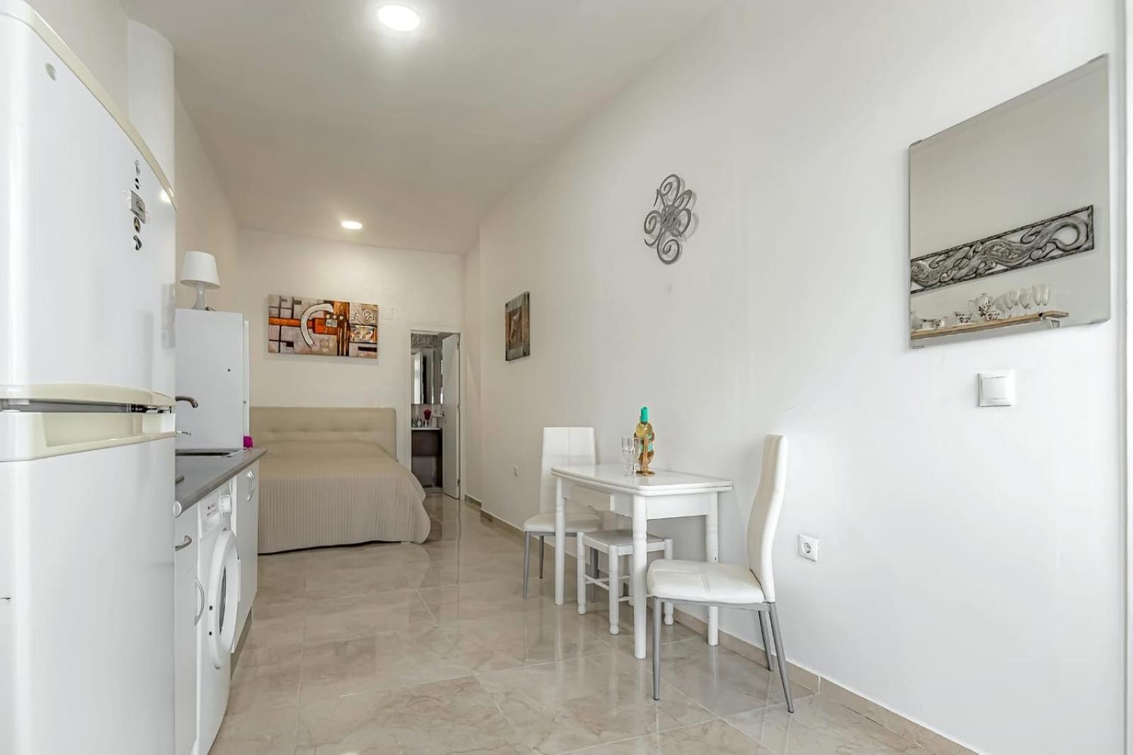 Apartment On Pinta Beach Costa Adeje  Extérieur photo