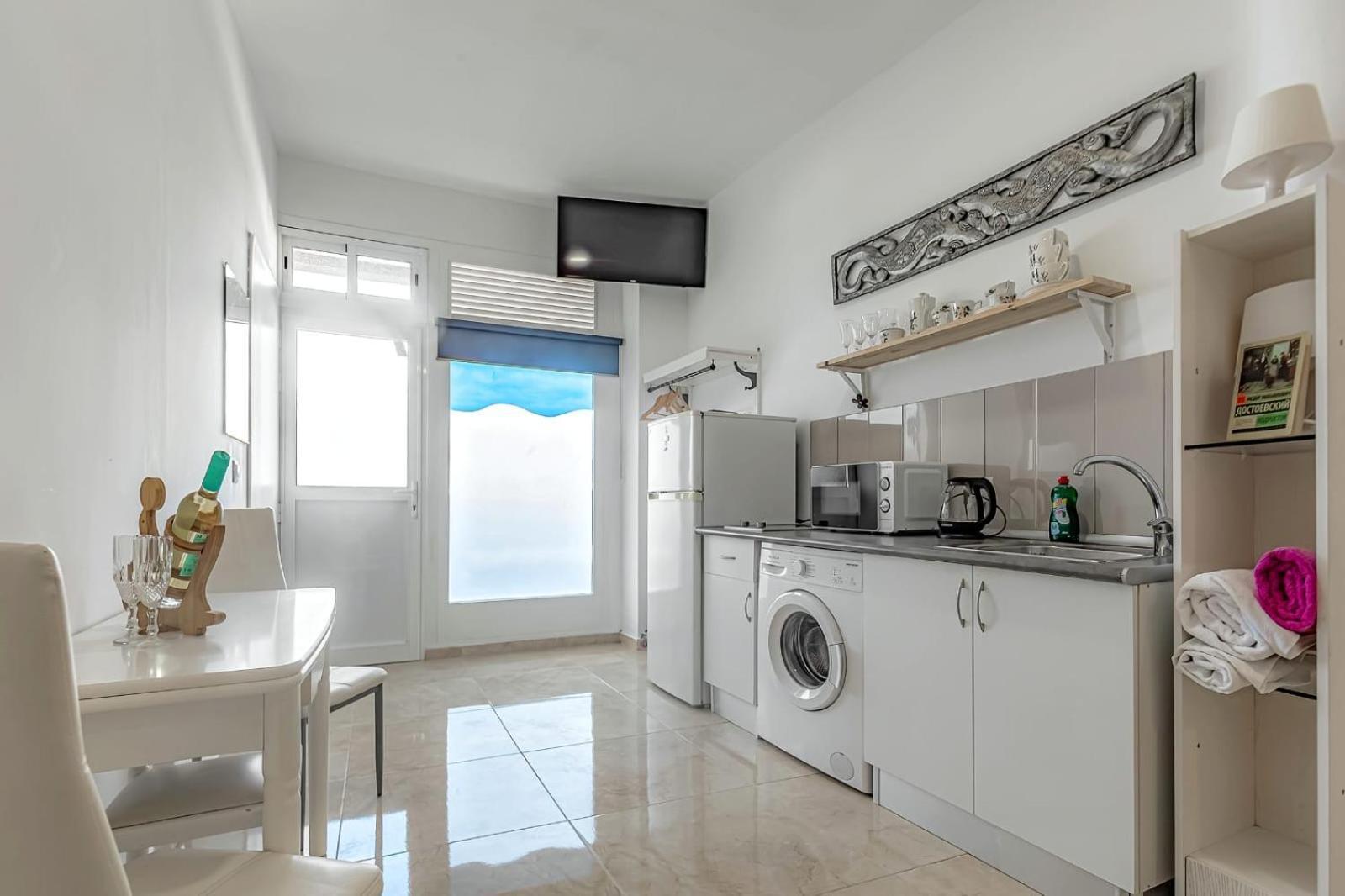 Apartment On Pinta Beach Costa Adeje  Extérieur photo