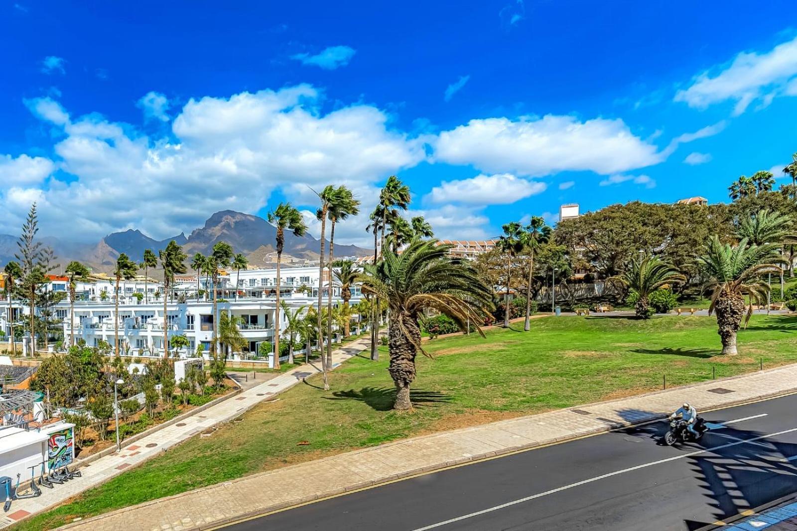 Apartment On Pinta Beach Costa Adeje  Extérieur photo